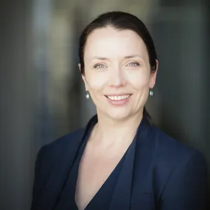 Porträt von Prof. Dr. Ines Zenke